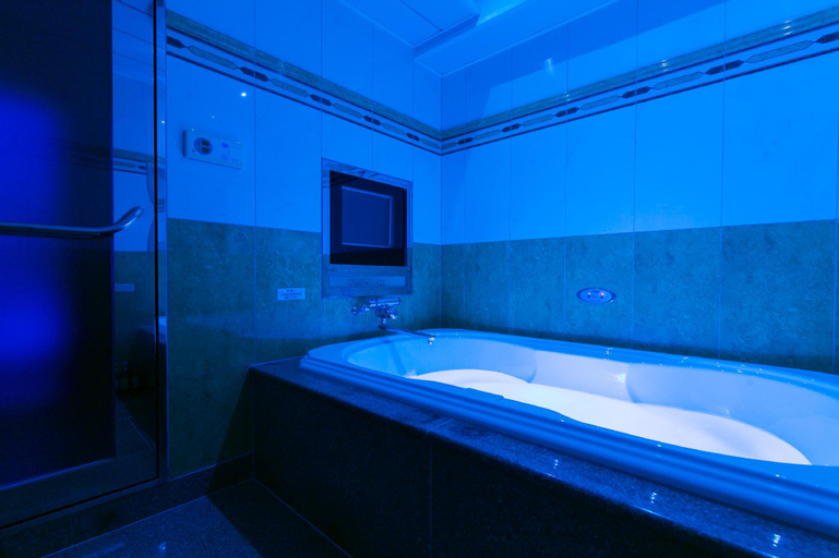 Bathroom 3