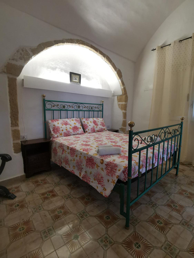 4, La Fontana, Lecce