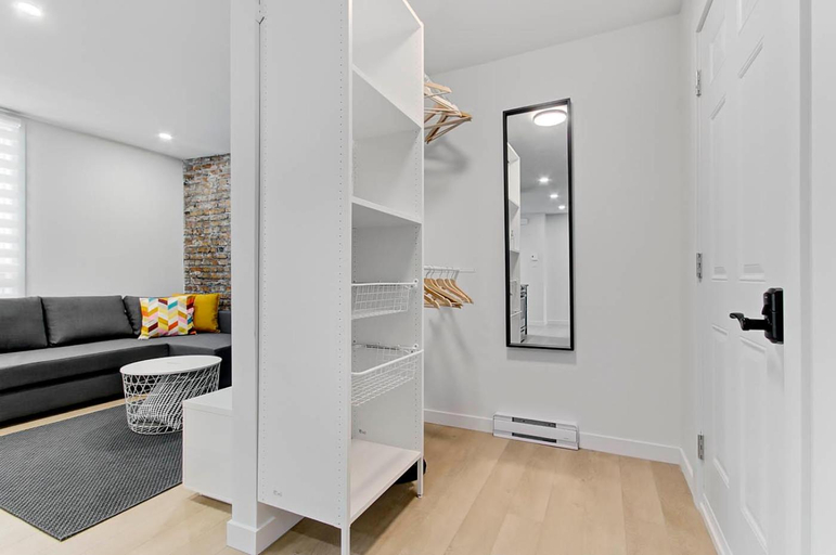 Others 4, Les Appartements du 300, Communauté-Urbaine-de-Québec