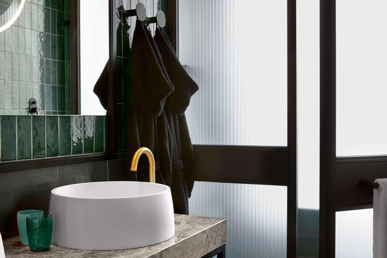 Bathroom 9