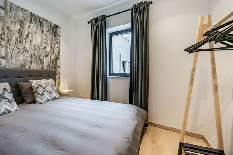 Bedroom 1, L'appart Leon, avec parking et sauna, Liège