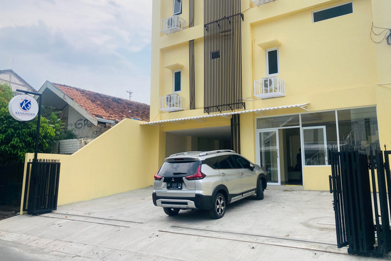 Exterior & Views 2, RedDoorz near Paragon Mall Semarang 2, Semarang