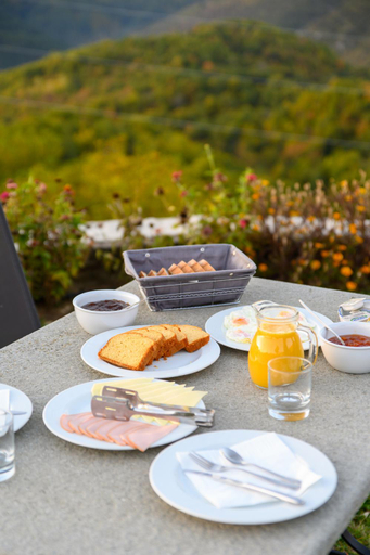 Food & Drinks 3, Papigiotis Hotel, Epirus