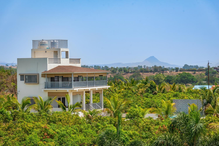 Exterior & Views 1, SaffronStays Mango Lakeview Villa, Nashik, Nashik