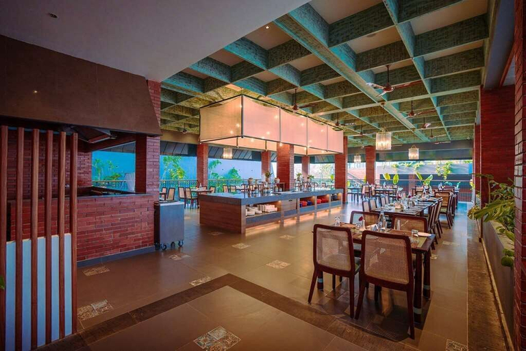Food & Drinks
