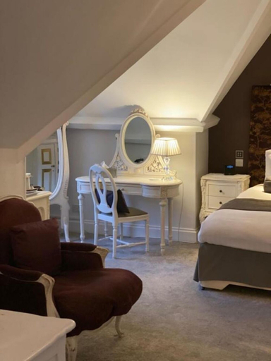 Bedroom 11