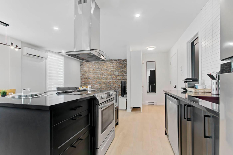 Others 2, Les Appartements du 300, Communauté-Urbaine-de-Québec