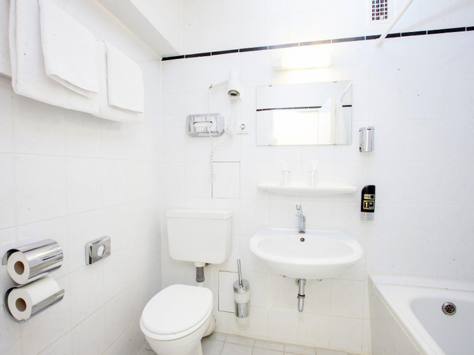 Bathroom 5