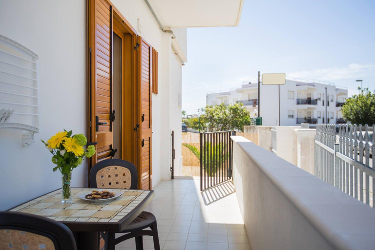 Others 3, Le Bouganville, Foggia