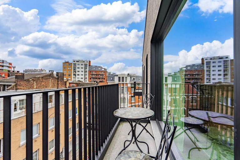 Others 5, L'appart Leon, avec parking et sauna, Liège