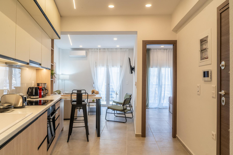Others 3, Pananos Sq. House I, Crete