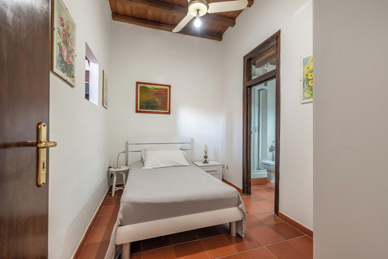 Bedroom 2, Gervasi Apartment alla Kalsa, Palermo
