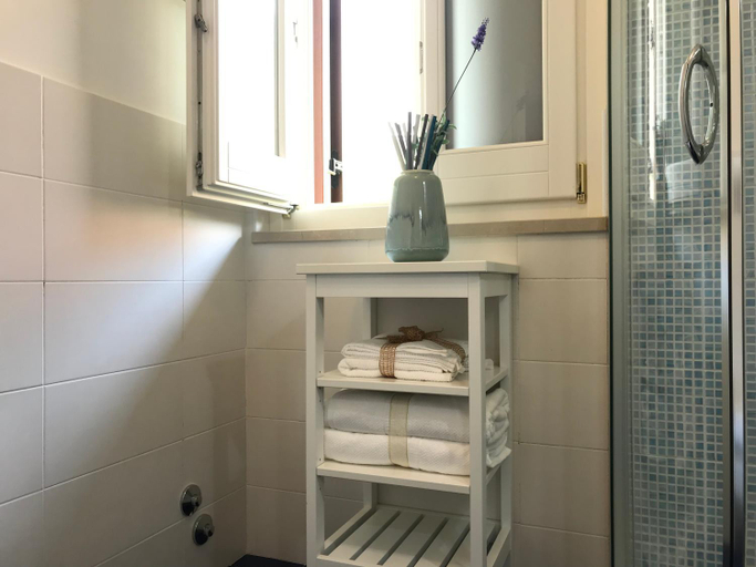 Bathroom 2, Casa vacanze Borgo marinaro, Syracuse