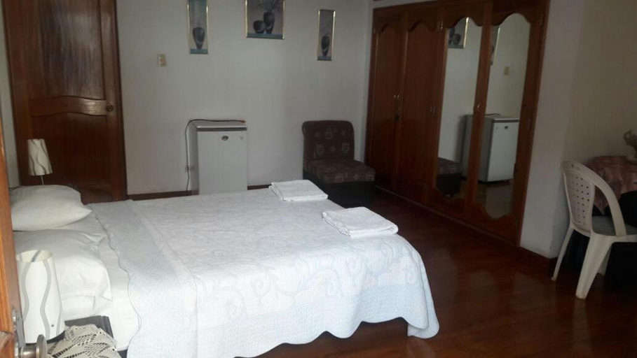 Others 2, Hostal Camiluz, Nazca
