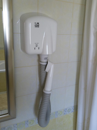 Bathroom 4, VILA BBQ, Ljubljana