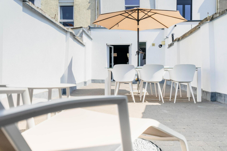 Room 2, Charming Ostend Home Near Beach City Center, West-Vlaanderen