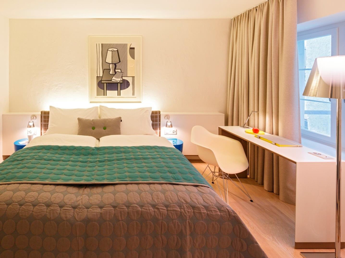 Bedroom 12