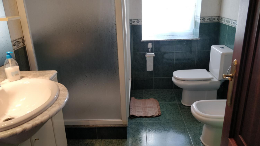 Bathroom 2, Casa do Gaiteiro - Casa de Aldea en O Pereiro, Lugo