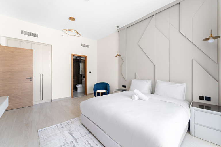 Bedroom 3, Luxurious 1 Bedroom Retreat With Pool gym and Game, Dubai