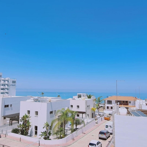 Room 5, 40 PRO 2 - Sunrise Beach Apt 2