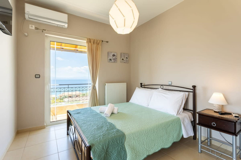 Room 4, Verga Beachside Getaway With Panoramic Seaviews, Peloponnese