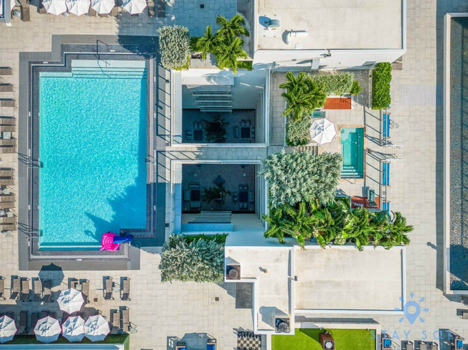 Room 3, Hollywood Beach Broad Walk Pool Gym Hot Tub, Broward