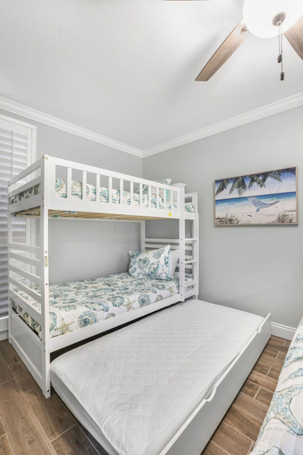 Room 2, Windward Pointe 303 Ideally Located on 3rd Floor, Baldwin