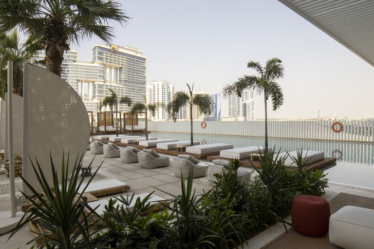 Room 2, Upscale Studio w Burj View Upside Living, Dubai