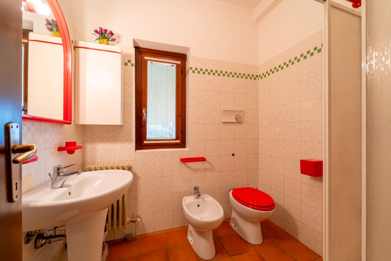 Bathroom, Crimson Apartment by Wonderful Italy, Como