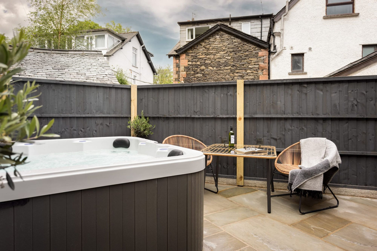 Others 5, Ferry View Cottage in Bowness-on-windermere, Cumbria
