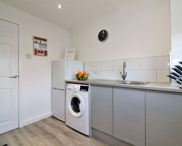 Others 3, Sydney House - East Kilbride, South Lanarkshire