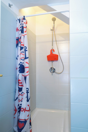 Bathroom 3, Casa Garisenda by Wonderful Italy, Bologna