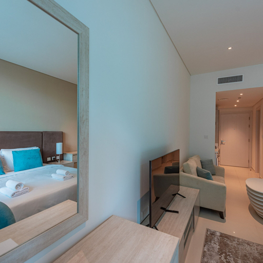 Room 2, Chic Palm Studio With Infinity Pool, Dubai