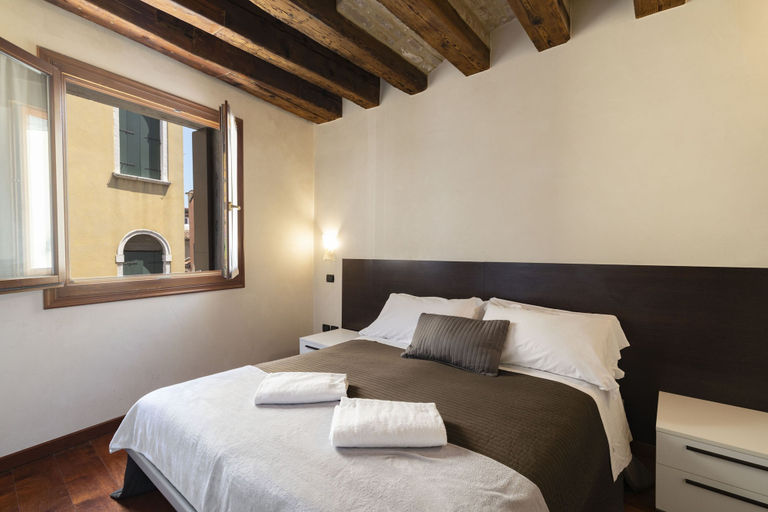Room 5, Doge Palace 2 - Locz, Venezia