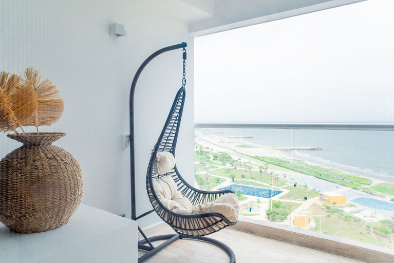 Room 4, w Lovely Loft With Balcony in Crespo, Cartagena de Indias