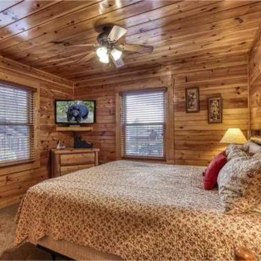 Room 5, Dreams Come True With This Luxury Cabin, Sevier