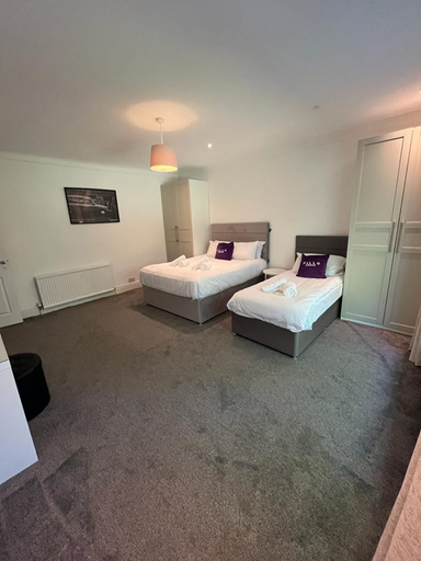 Bedroom 3, Spacious House With Parking Near Heaton Park, Manchester