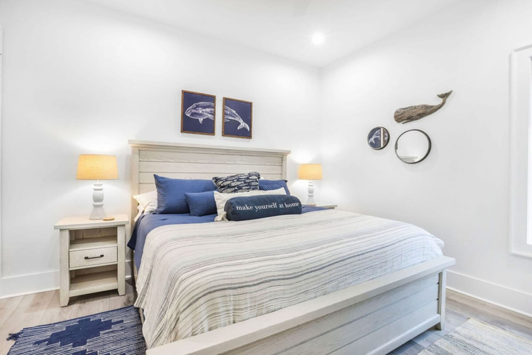 Room 3, Sweet Mama s 4 4 Cottage Beach Access Pool, Baldwin