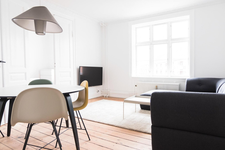 Room 4, Beautiful 2-bed With Large Balcony, Copenhagen