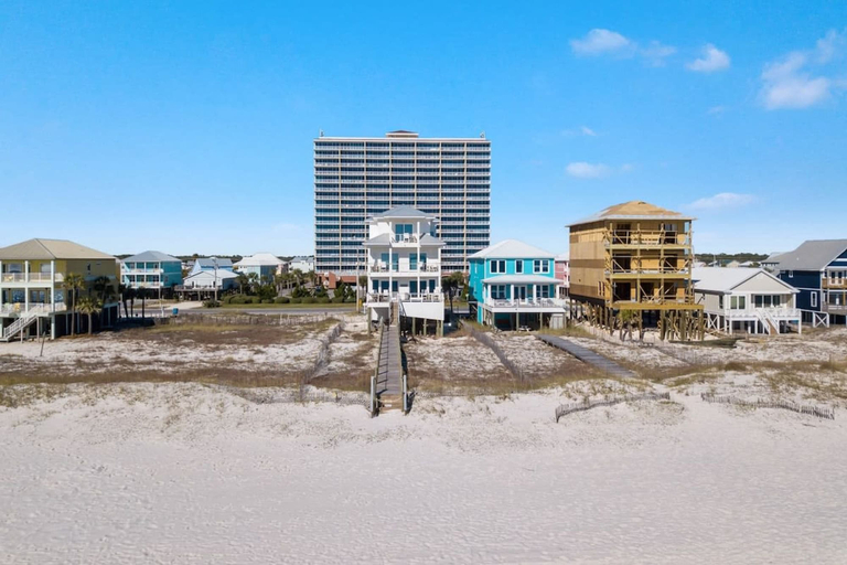 Room 5, Lil Tip Sea 8 BR Private Pool Elevator Beach, Baldwin