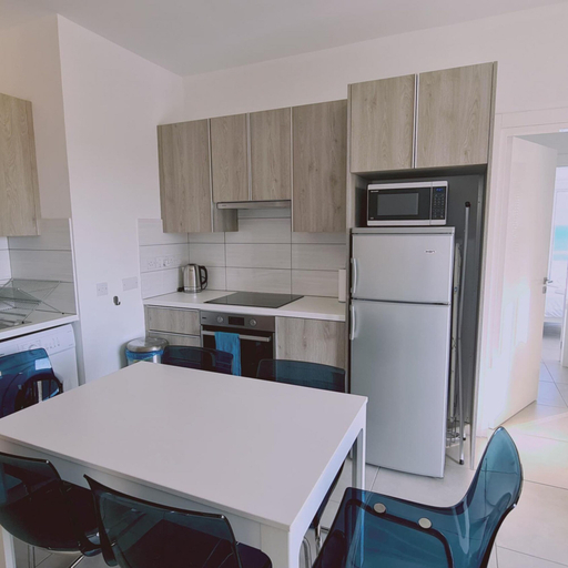 Room 2, 68 LCA - Stay Beach Wave Apartment, Larnaca