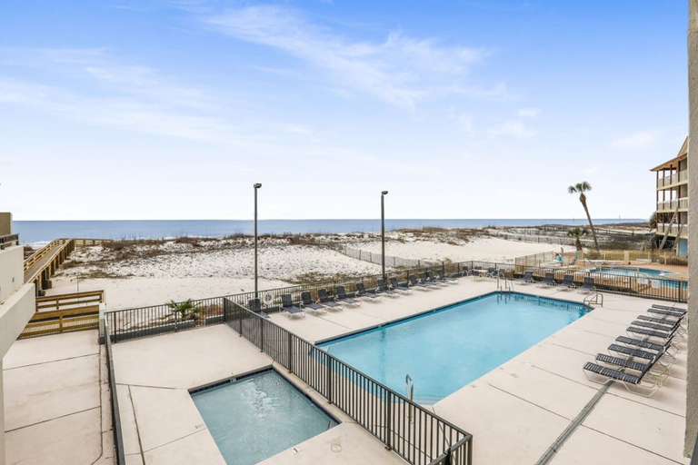 Room 4, Island Wind West 177 Next to Hangout Pool Beach, Baldwin