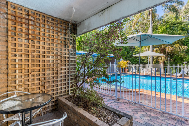 Swimming Pool 2