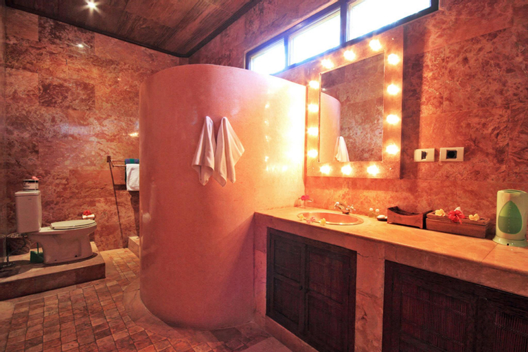 Bathroom 6