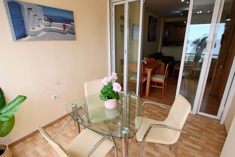 Room 2, Tess Apartamento Frontbeach La Roca Chica, Málaga