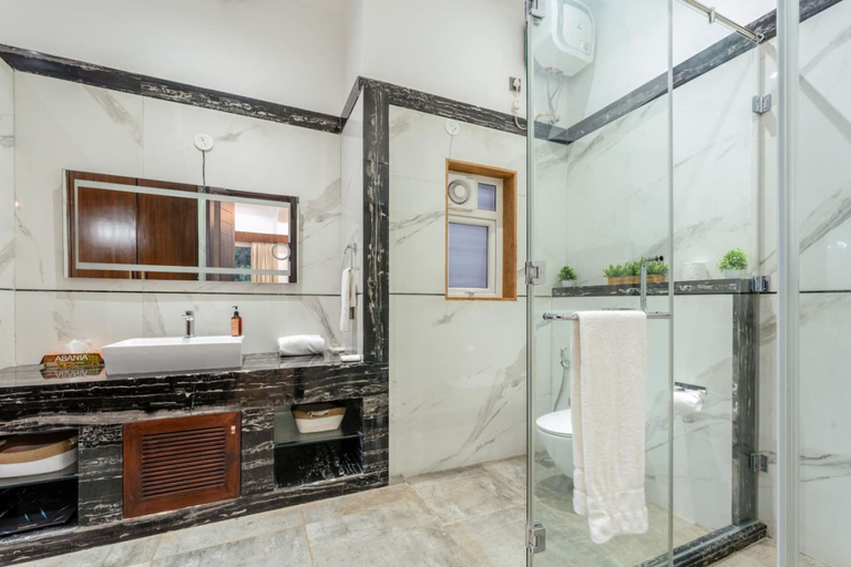 Room 3, Luxe 3bhk Private Pool Assagao Casa Rehmyra, North Goa