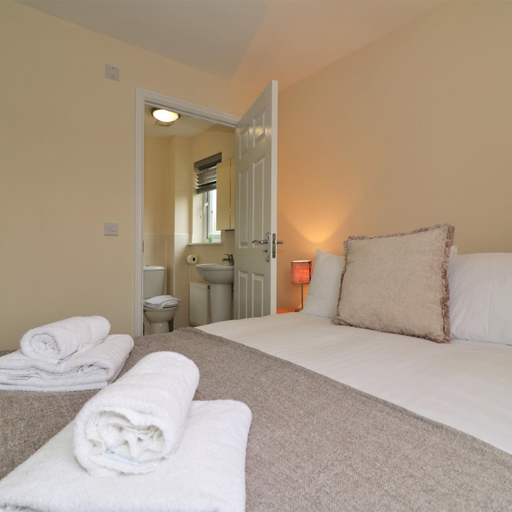 Room 5, Wilkie House Holytown, North Lanarkshire
