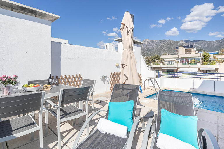 Room 3, Marbella Pool House Ph24 on sea Shore, Málaga