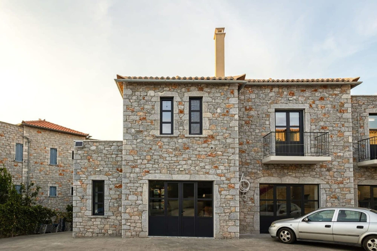 Room 5, Stoupa Stone Built Home A Breath Away to the Sea, Peloponnese