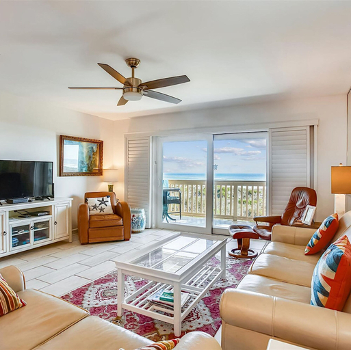 Room 4, Sun-kissed FL Condo Ocean View Pool Free Tix, Saint Johns
